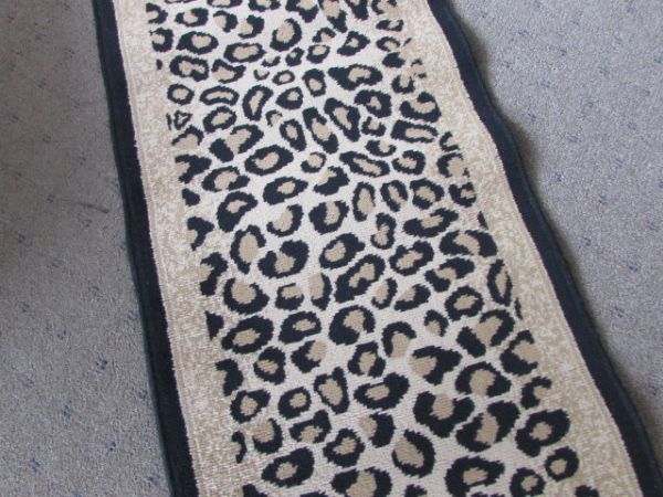 FABULOUS CHEETAH PRINT FLOOR RUNNER