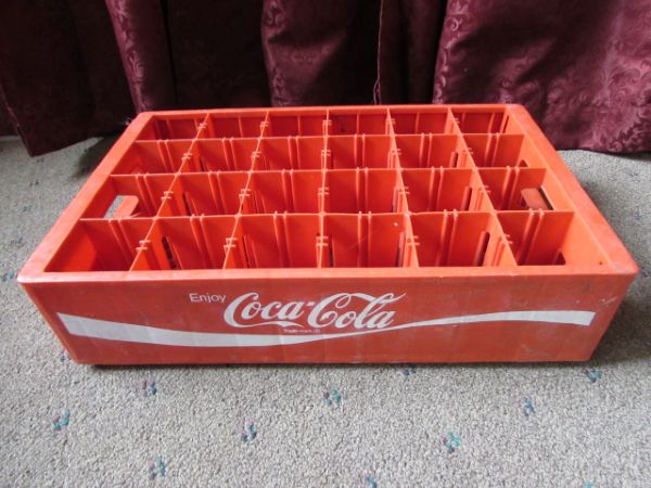 VINTAGE WOOD PEPSI CRATE, PLASTIC COCA COLA CRATES & GLASS DR.PEPPER BOTTLES