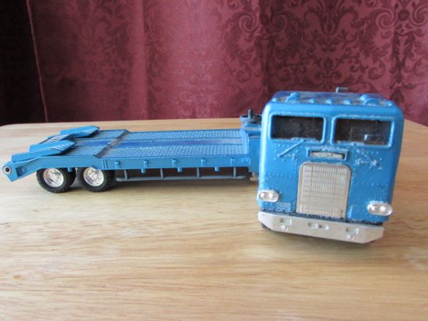 TWO SHINSEI MINI POWER TOY SEMI TRUCKS WITH TRAILERS