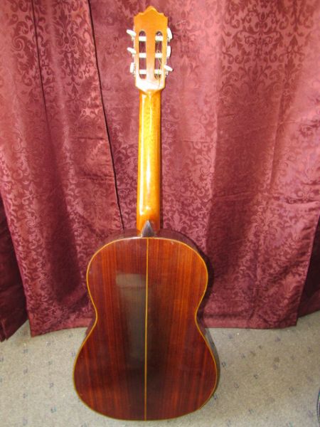 BEAUTIFUL ENSENADA MODEL CG108 ACOUSTIC GUITAR WITH CASE