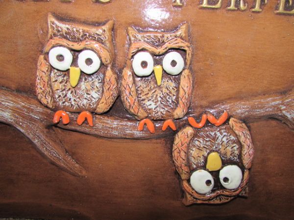 CUTE CHALKWARE OWL WALL PLAQUES