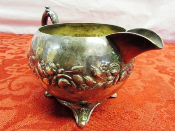 VINTAGE SILVER PLATE CREAM & SUGAR SET WITH TRAY