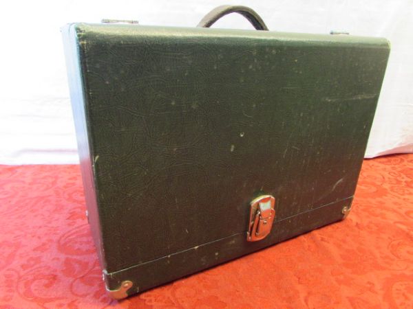 STURDY GUN BOX WITH HANDLE