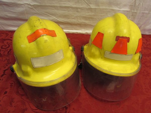 TWO FIRE CRAFT FIRE FIGHTER HELMETS - PROTECTION OR DÉCOR 