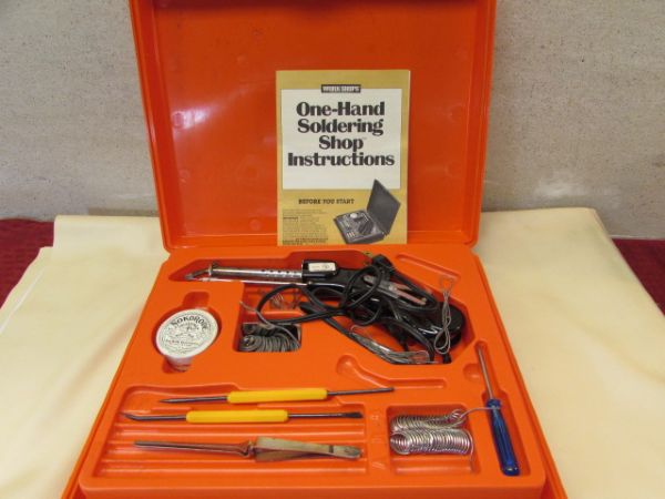 SOLDERING GUN WITH SUPPLIES IN CASE