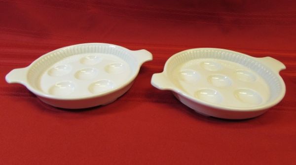 ROSENTHAL MARIA GRAVY BOAT & SALT & PEPPER SHAKERS PLUS ESCARGOT DISHES 