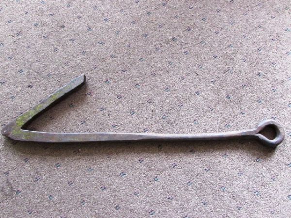 LARGE HAND FORGED GRAB HOOK 