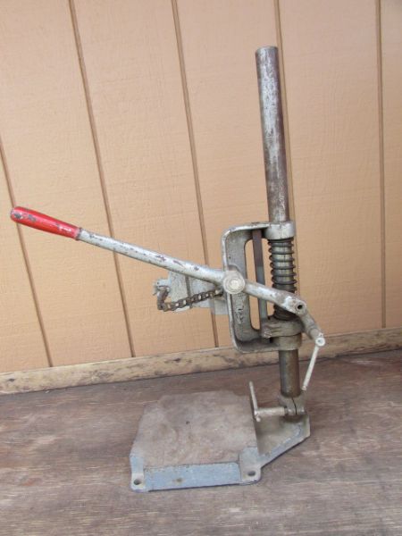 SHOPMATE 1/2 DRILL WITH MILWAUKEE DRILL STAND