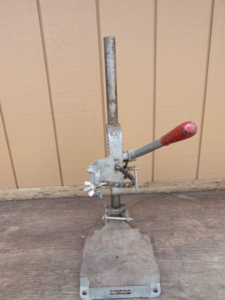 SHOPMATE 1/2 DRILL WITH MILWAUKEE DRILL STAND