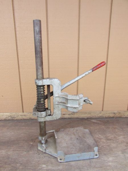 SHOPMATE 1/2 DRILL WITH MILWAUKEE DRILL STAND