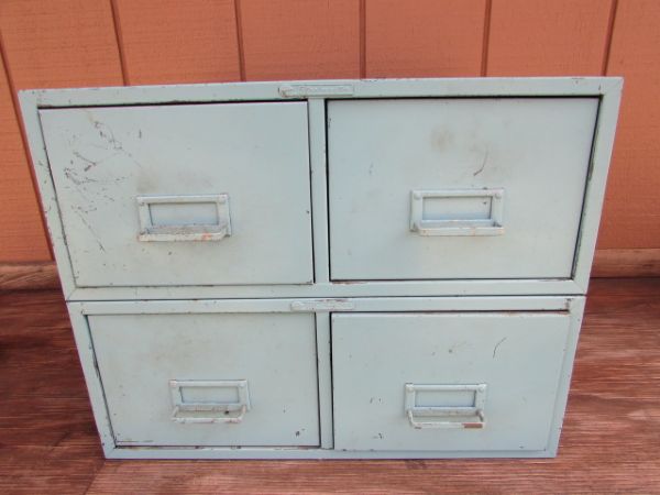 FOUR DRAWER STEELMASTER CABINET 