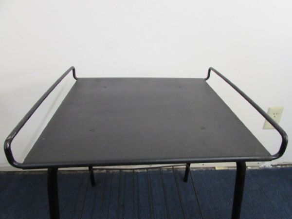 BLACK METAL TABLE