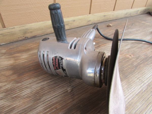  PORTER CABLE DISC GRINDER AND POLISHER