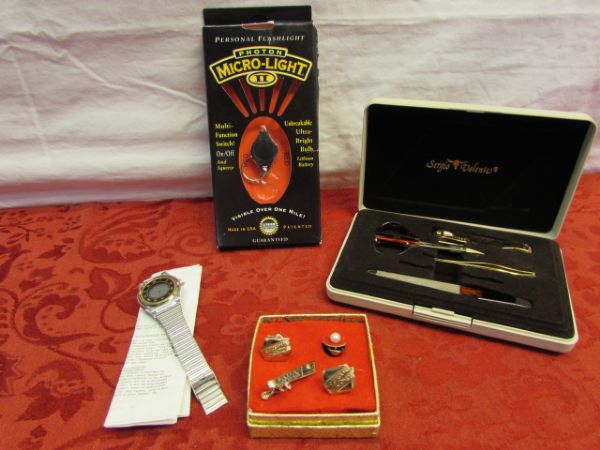 VINTAGE ACCESSORIES FOR MEN - QUARTZ WATCH, CUFF LINKS & TIE CLIP SET, NAIL SET & PHOTON MICRO LIGHT 