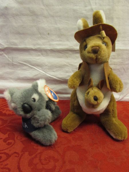 RARE BASSET HOUND HUSH PUPPIES IN CARRIER, BEANIE BABIES, 58TH EDITION STARBUCKS BEAR & . . . . 