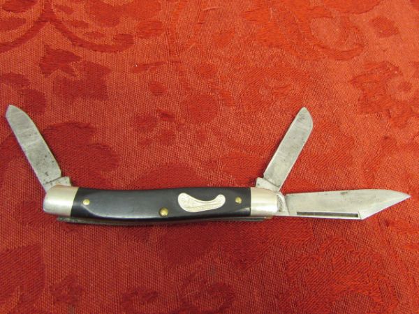 VINTAGE IMPERIAL FRONTIER POCKET KNIFE USA MADE