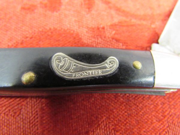 VINTAGE IMPERIAL FRONTIER POCKET KNIFE USA MADE