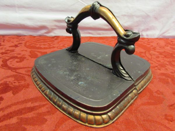 UNIQUE VINTAGE COPPER SCROLLED HANDLE BOOK ENDS 