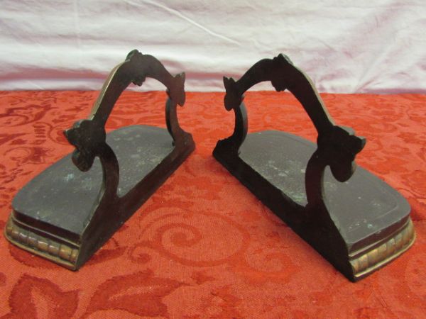 UNIQUE VINTAGE COPPER SCROLLED HANDLE BOOK ENDS 