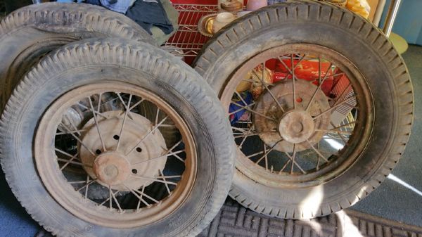 THREE WIRE WHEELS & TIRES - EARLY FORD 