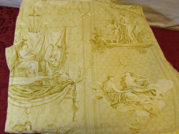 BED SPREAD WITH ELEGANT GOLDEN YELLOW GRECO-ROMAN PRINT 