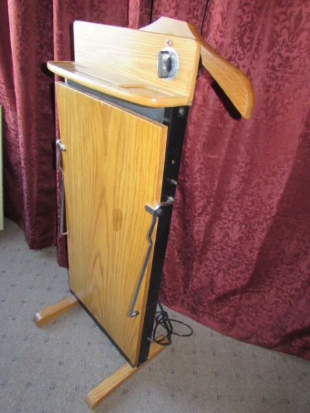 VINTAGE OAK ELECTRIC PANTS PRESSER VALET 