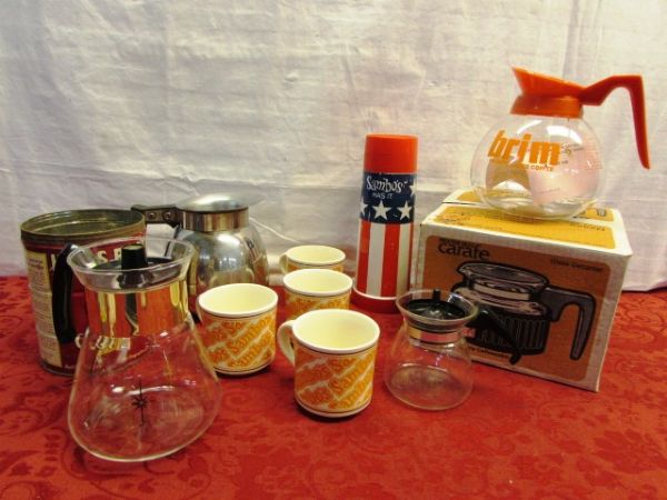 COFFEE COLLECTIBLES-SAMBO'S THERMOS & MUGS, BRIM, CORNING & BRAND WARE CARAFES & MORE 