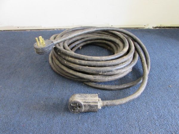 220 VOLT EXTENSION CORD