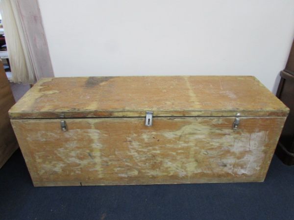 LARGE FIBERGLASS LINED WOODEN STORAGE BOX