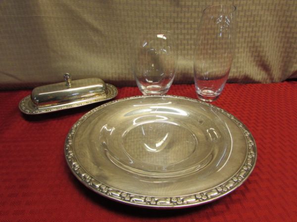 ELEGANT VINTAGE ONEIDA SILVERPLATE COVERED BUTTER DISH & SERVING PLATE & 2 CRYSTAL VASES