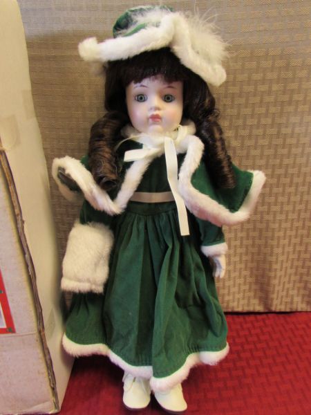 PRETTY CHRISTMAS AROUND THE WORLD COLLECTIBLE PORCELAIN DOLL 