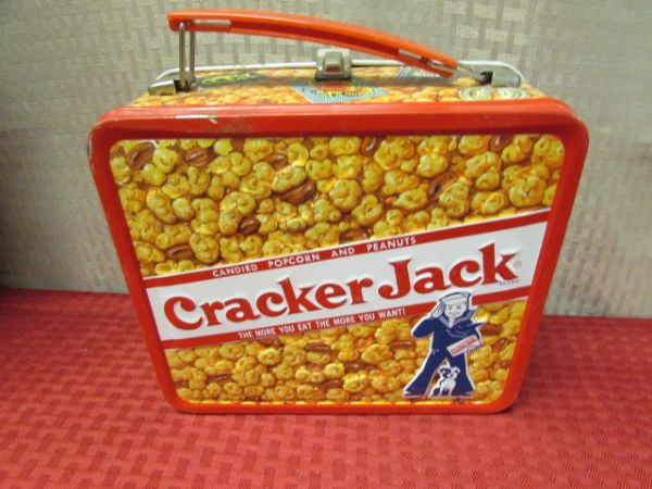 COLLECTIBLE VINTAGE CRAKER JACK LUNCH BOX WITH THERMOS