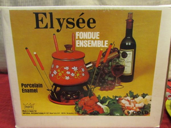 FONDUE PARTY!!!!  NIB ELYSEE PORCELAIN ENAMEL FONDUE SET, CORNING CANDLES, NEW TOWELS & DIVIDED DISH 