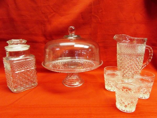 BEAUTIFUL VINTAGE WEXFORD PRESSED GLASS!   NIB FOOTED CAKE PLATE W/DOME, PITCHER, GLASSES & CANISTER 