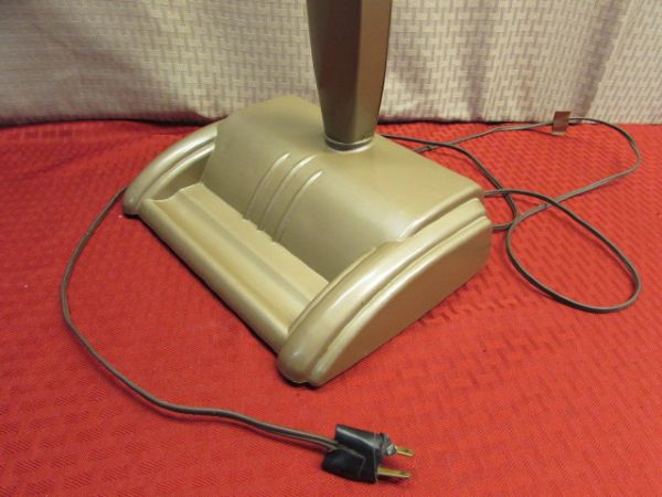 MID CENTURY INDUSTRIAL AGE MAGIC ARM SWING ARM DESK LAMP - HEAVY!