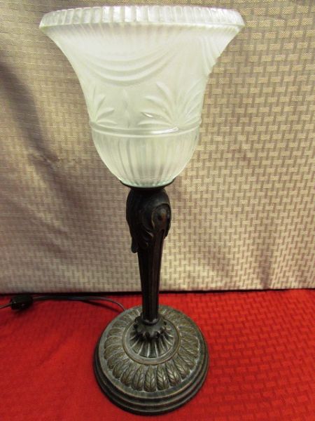 GORGEOUS TABLE LAMP WITH ANTIQUED BRONZE FINISH  METAL BASE AND FROSTED GLASS GLOBE