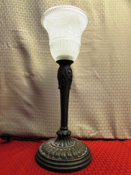 GORGEOUS TABLE LAMP WITH ANTIQUED BRONZE FINISH  METAL BASE AND FROSTED GLASS GLOBE