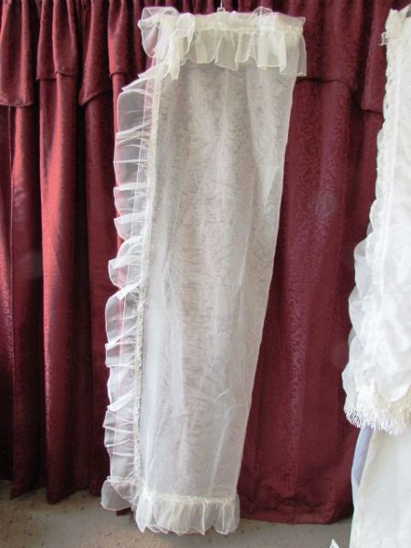 ELEGANT SHEER CURTAINS - 8 PANELS & A VALANCE