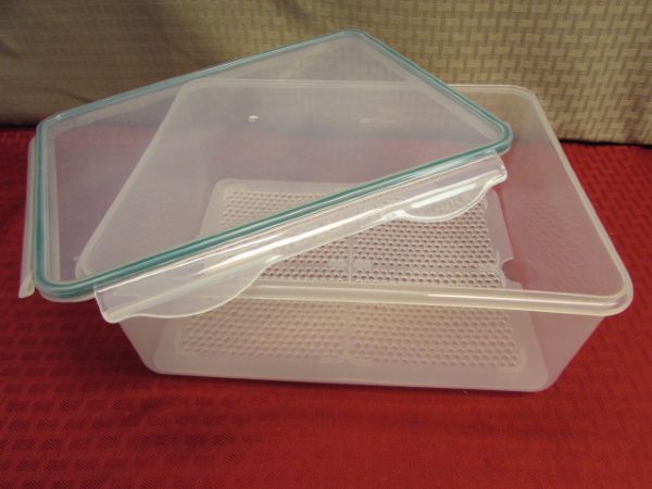 NIB 14 PIECE SET OF LOCK & SEAL STORAGE CONTAINERS 