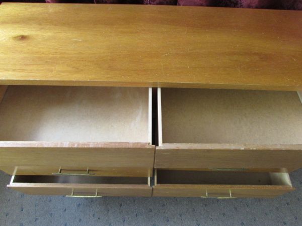 NICE MID CENTURY MODERN 6 DRAWER DRESSER