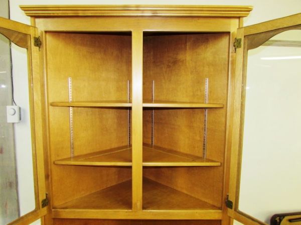 LOVELY CORNER HUTCH -DISPLAY & STORAGE