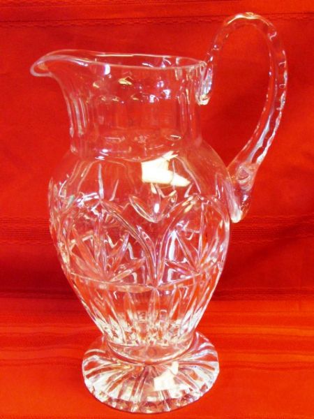 VINTAGE ELEGANCE - STUNNING CUT CRYSTAL PITCHER & SILVER PLATE TEA STRAINER WITH DRIP POT 