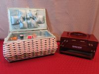 VINTAGE SINGER SEWING CADDY, WOVEN SEWING BASKET, WOOD SPOOL THREAD, BUTTONS & MORE