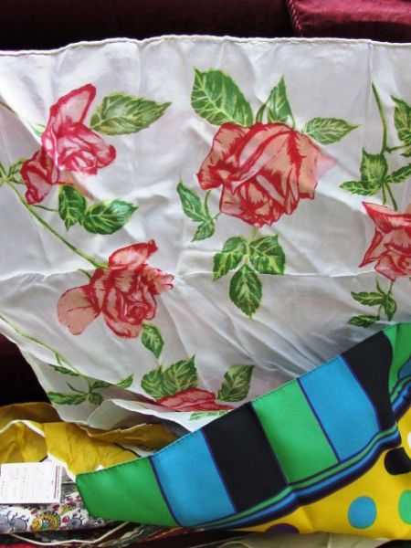 OVER A DOZEN BEAUTIFUL VINTAGE SCARVES-MANY DIFFERENT PATTERNS & COLORS!