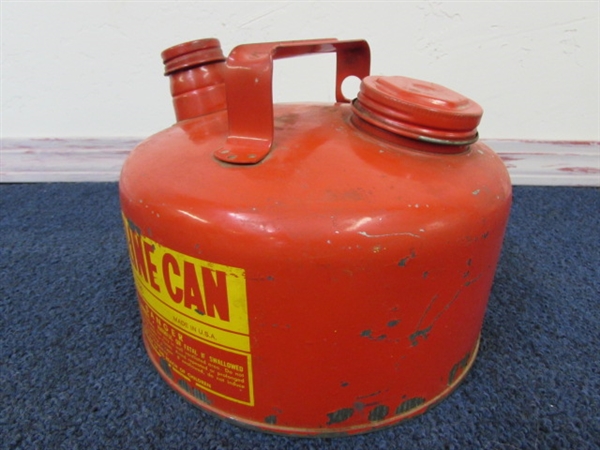 COLLECTIBLE 1 GALLON GAS CAN