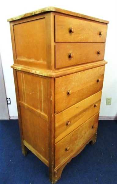 NICE VINTAGE MAPLE DECK CHEST/DRESSER