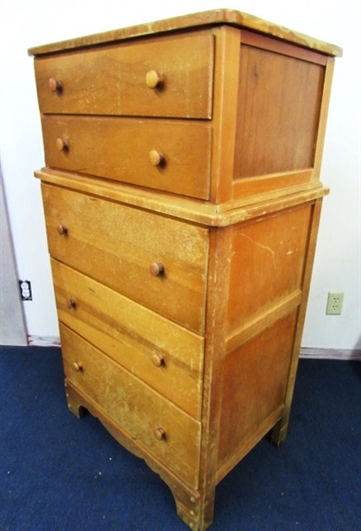 NICE VINTAGE MAPLE DECK CHEST/DRESSER