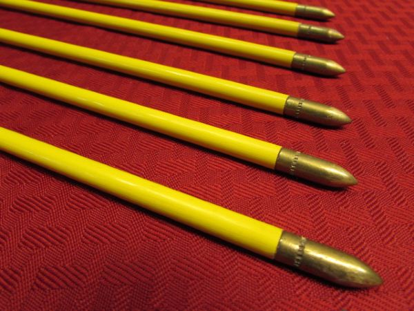 NEVER USED VINTAGE HERTER'S PRACTICE ARROWS, LEATHER 3 FINGER GLOVE & WRIST GUARD