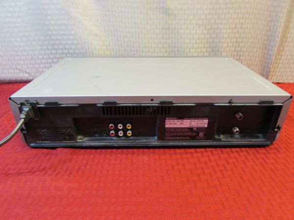 SONY SLV-N80 VCR