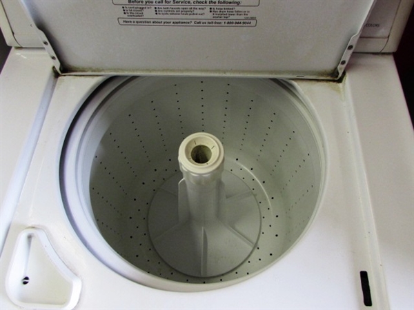 NICE FRIGIDAIRE 8 CYCLE WASHING MACHINE